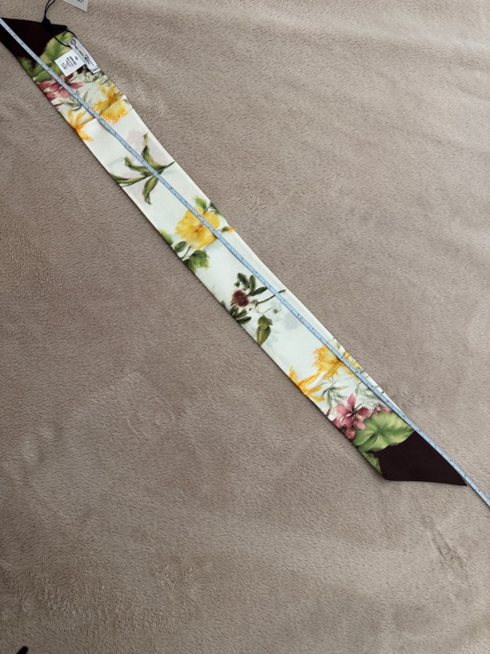 Oscar de la Renta Floral Satin Twilly in White, Green & Brown - Picture 3 of 6
